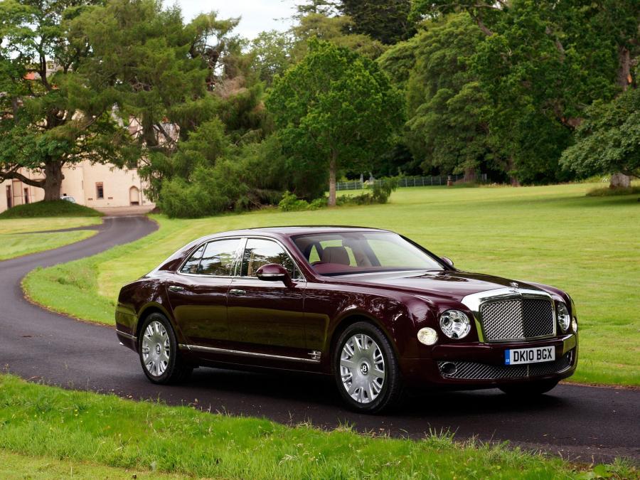  Bentley Mulsanne 2010 года  (UK) (фото 26 из 31)